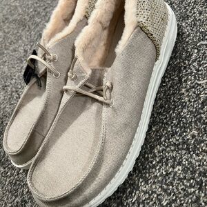 Tan Hey Dude Shoes size 9 Women’s